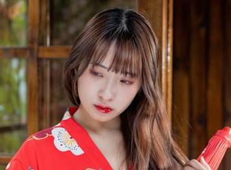 私房Hana Bunny：在露可亚的图片中，总有些让人意外的小细节。